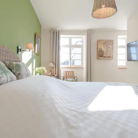 Couette-café Sur Le Quai