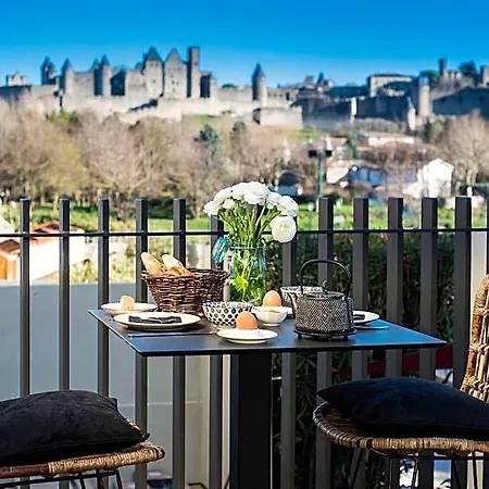 Alojamento de Acomodação e Pequeno-almoço Sur Le Quai Carcassonne